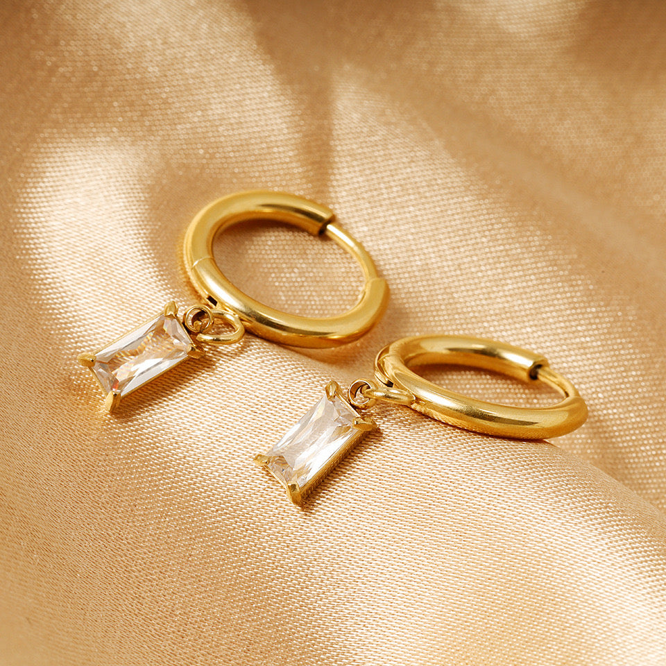 Zircon dangling earrings