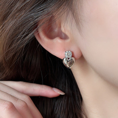 Heart rhinestone studs