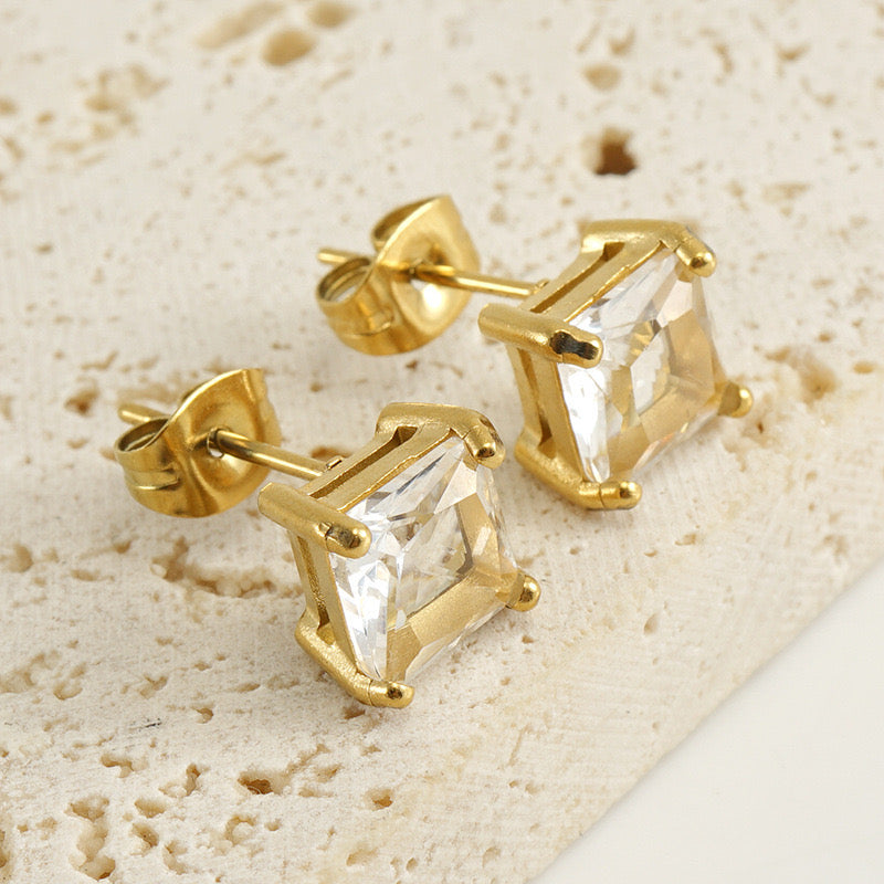 Retro zircon studs