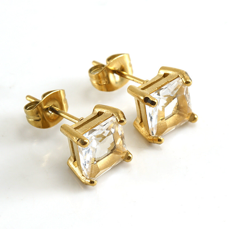 Retro zircon studs