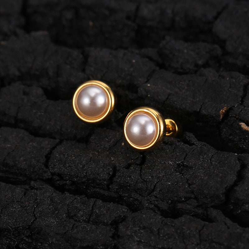 Sweet flower Studs